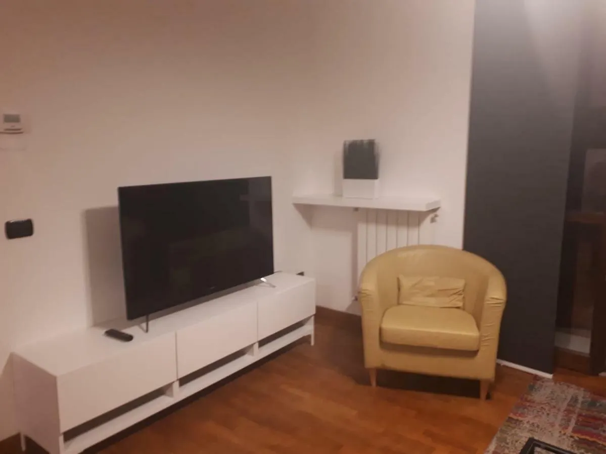 Casa Roma Lägenhet Turate 0*,