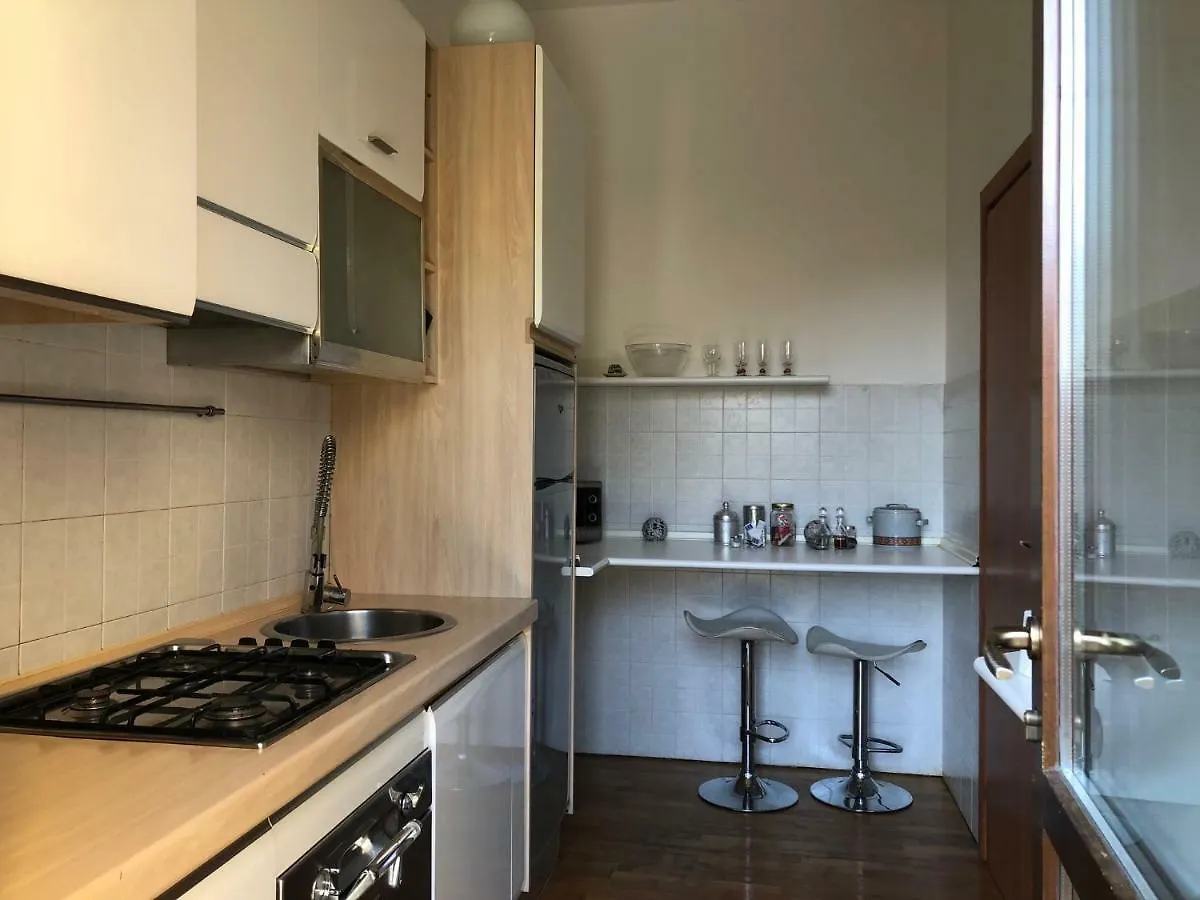Casa Roma Lägenhet Turate 0*,
